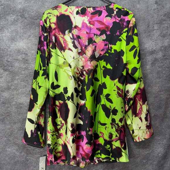 Natori Top Blouse Women's L Twist Neck Black Green Pink Floral Silky 3/4 Sleeve - Picture 6 of 13